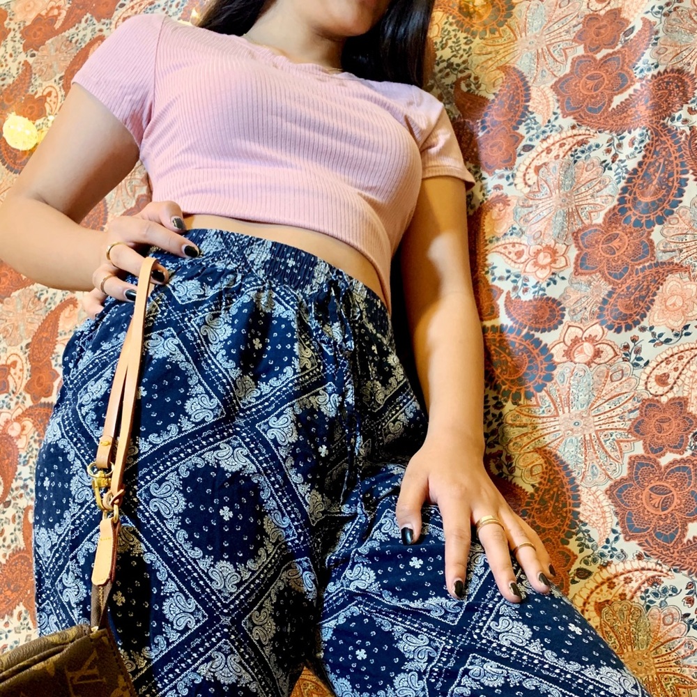 🦋 ENTIRE OUTFIT 💖✨ - Picture 2 of 6